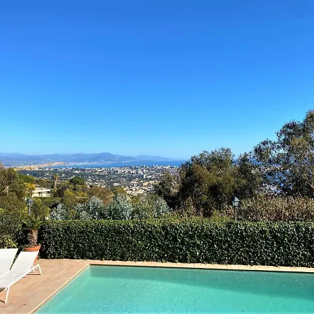 Villa Provencale Ab Avec Une Vue Mer Panoramique Villa Vallauris